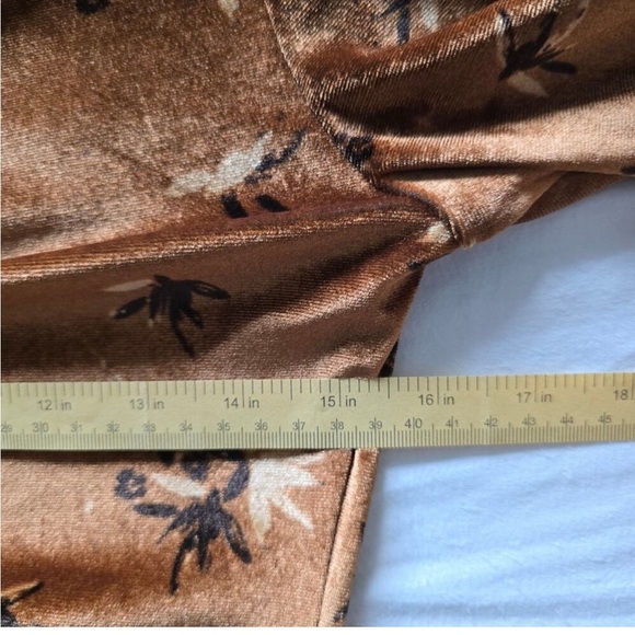 House of Harlow 1960 Velvet Floral Ruched Mini Dress – S - Picture 6 of 6